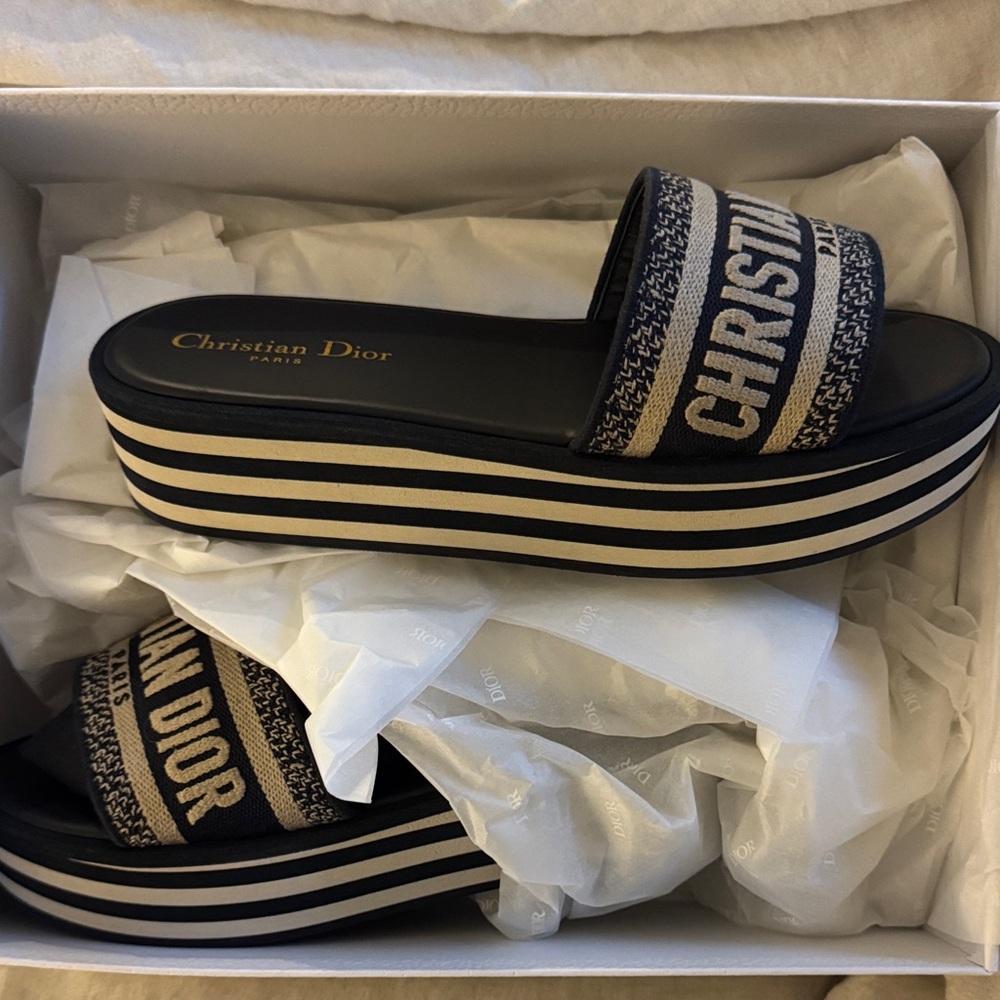 Dior Women's Navy and Cream Platform Slides
